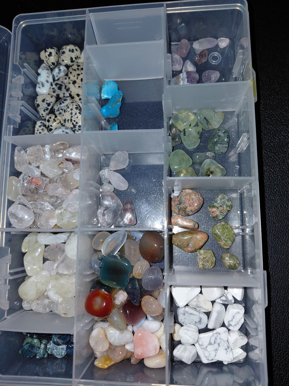 3 TRAYS OF CRYSTAL TUMBLES Small To Medium Size - Picture 2 of 4